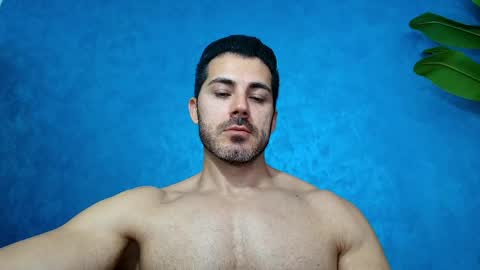 Snapshot of muscularmaster chatting on 05/29/26, 09:35 muscularmaster onlyfans online show from 05/29/26, 09:35