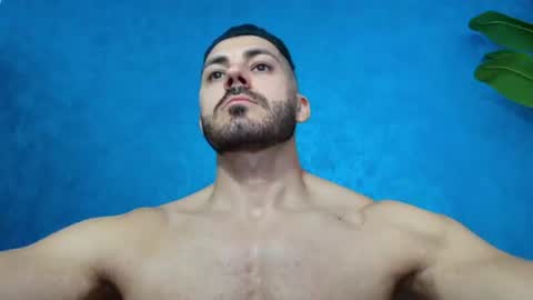 Snapshot of muscularmaster chatting on 06/23/26, 08:29 muscularmaster onlyfans online show from 06/23/26, 08:29
