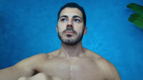 Snapshot of muscularmaster chatting on 07/12/26, 01:35 muscularmaster onlyfans online show from 07/12/26, 01:35