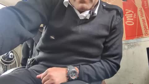 handsome sexy muscular man online show from 09/28/25, 02:00