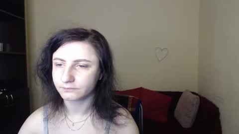 Jeneva online show from 12/23/25, 06:33