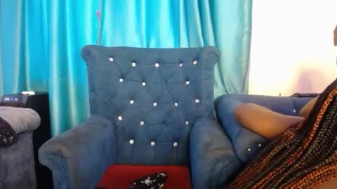 Snapshot of muse_melanin chatting on 02/17/26, 08:11 Milly online show from 02/17/26, 08:11