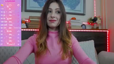 Luna  online show from 10/23/25, 06:17