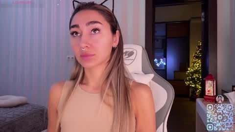 Snapshot of museleks chatting on 01/06/25, 04:36 Aleksa online show from 01/06/25, 04:36