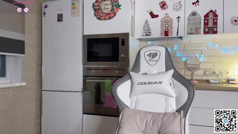 Snapshot of museleks chatting on 02/01/25, 04:24 Aleksa online show from 02/01/25, 04:24