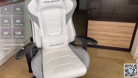 Snapshot of museleks chatting on 02/27/25, 06:50 Aleksa online show from 02/27/25, 06:50