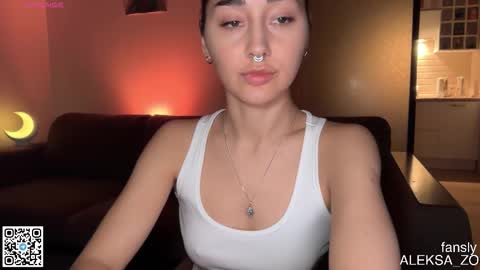 Snapshot of museleks chatting on 09/22/25, 12:45 Aleksa online show from 09/22/25, 12:45