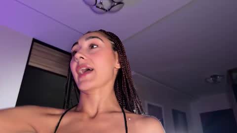 Snapshot of museleks chatting on 03/17/26, 12:48 Aleksa online show from 03/17/26, 12:48