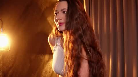 Snapshot of musesolis chatting on 02/19/25, 04:12 MuseSolis online show from 02/19/25, 04:12