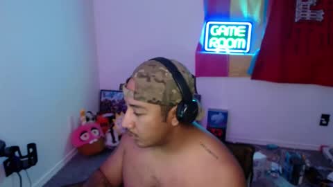 Snapshot of mushrooncat chatting on 09/21/25, 04:03 mushrooncat online show from 09/21/25, 04:03