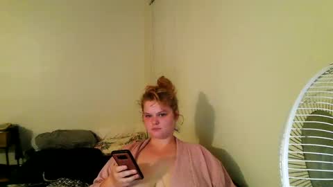 mushymummy000 online show from 10/07/25, 12:24