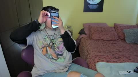 Snapshot of musicayluna chatting on 01/10/25, 03:18 VALENTINA Luna online show from 01/10/25, 03:18