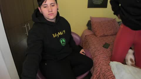 Snapshot of musicayluna chatting on 01/11/25, 03:23 VALENTINA Luna online show from 01/11/25, 03:23