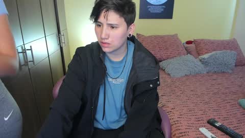 Snapshot of musicayluna chatting on 01/19/25, 05:48 VALENTINA Luna online show from 01/19/25, 05:48