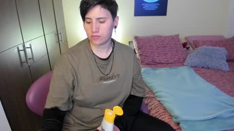 Snapshot of musicayluna chatting on 01/23/25, 02:23 VALENTINA Luna online show from 01/23/25, 02:23