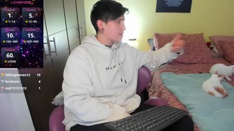 Snapshot of musicayluna chatting on 01/23/25, 05:24 VALENTINA Luna online show from 01/23/25, 05:24