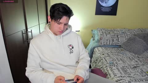 Snapshot of musicayluna chatting on 02/03/25, 10:03 VALENTINA Luna online show from 02/03/25, 10:03