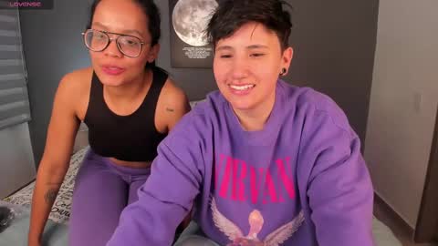 Snapshot of musicayluna chatting on 02/22/25, 06:50 VALENTINA Luna online show from 02/22/25, 06:50