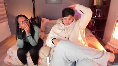 Snapshot of musicayluna chatting on 09/09/25, 03:06 VALENTINA Luna online show from 09/09/25, 03:06