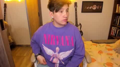 Snapshot of musicayluna chatting on 11/10/25, 01:48 VALENTINA Luna online show from 11/10/25, 01:48