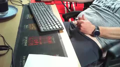 Snapshot of muso44 chatting on 02/14/25, 10:47 Muso online show from 02/14/25, 10:47