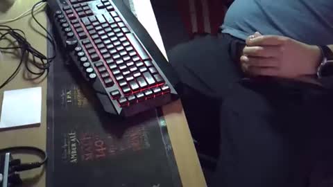 Snapshot of muso44 chatting on 09/17/25, 05:20 Muso online show from 09/17/25, 05:20