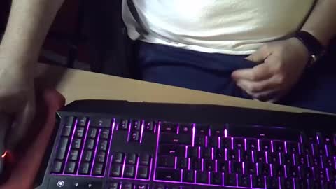 Snapshot of muso44 chatting on 11/13/25, 09:30 Muso online show from 11/13/25, 09:30