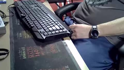 Snapshot of muso44 chatting on 11/18/25, 12:16 Muso online show from 11/18/25, 12:16