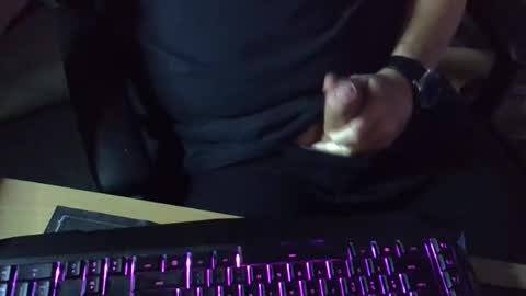 Snapshot of muso44 chatting on 04/02/26, 10:40 Muso online show from 04/02/26, 10:40