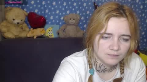 Snapshot of mustardgirl chatting on 09/19/25, 10:21 ZZ TOP online show from 09/19/25, 10:21