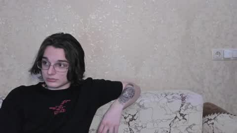 Snapshot of muuur_love chatting on 04/24/26, 02:41 cute couple online show from 04/24/26, 02:41