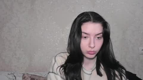 Snapshot of muuur_love chatting on 04/25/26, 07:55 cute couple online show from 04/25/26, 07:55
