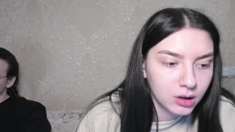 Snapshot of muuur_love chatting on 04/26/26, 07:11 cute couple online show from 04/26/26, 07:11