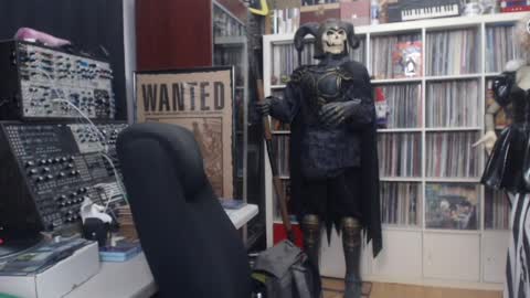 Snapshot of muziknerd chatting on 04/03/26, 12:30 Muziknerd online show from 04/03/26, 12:30