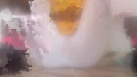 Snapshot of muzungulovers chatting on 10/26/25, 10:54 muzungulovers online show from 10/26/25, 10:54