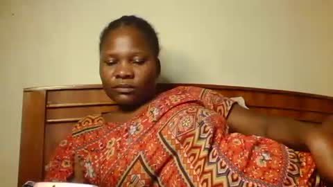 mwekas568403 online show from 10/17/25, 02:37