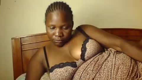 Snapshot of mwekas568403 chatting on 12/02/25, 05:19 mwekas568403 online show from 12/02/25, 05:19