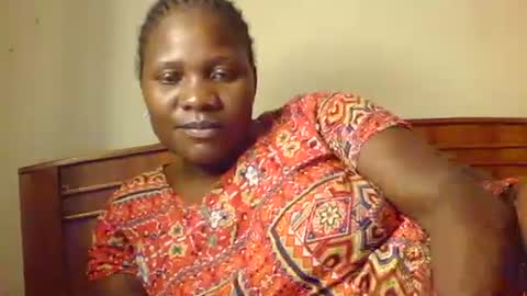 Snapshot of mwekas568403 chatting on 12/05/25, 03:52 mwekas568403 online show from 12/05/25, 03:52