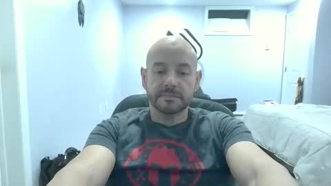 Snapshot of mworlton9 chatting on 03/26/26, 12:22 Maximus online show from 03/26/26, 12:22