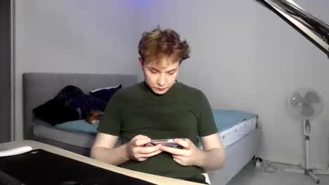 Snapshot of mxmplay chatting on 06/10/26, 11:57 alexplay online show from 06/10/26, 11:57