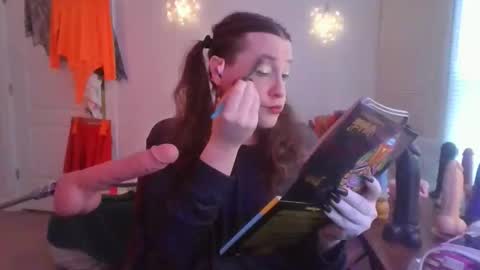 Snapshot of mxsissycharlotte chatting on 01/07/26, 06:32 Mx Charlotte online show from 01/07/26, 06:32