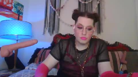 Snapshot of mxsissycharlotte chatting on 02/03/26, 04:12 Mx Charlotte online show from 02/03/26, 04:12