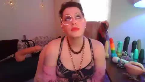 Snapshot of mxsissycharlotte chatting on 04/09/26, 10:26 Mx Charlotte online show from 04/09/26, 10:26