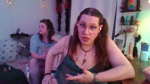 Snapshot of mxsissycharlotte chatting on 06/16/26, 04:37 Mx Charlotte online show from 06/16/26, 04:37