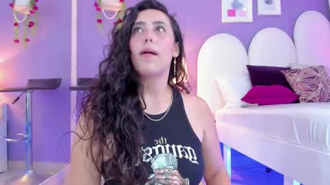 my_aleja_ online show from 09/25/25, 01:59