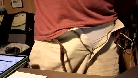 my_curiosity_ online show from 04/15/26, 02:51