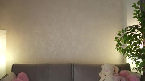 Snapshot of my_little_pollly chatting on 03/17/26, 01:25 Polly online show from 03/17/26, 01:25