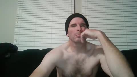 Snapshot of my_little_vienna_sausage chatting on 12/21/24, 03:14 vienna online show from 12/21/24, 03:14