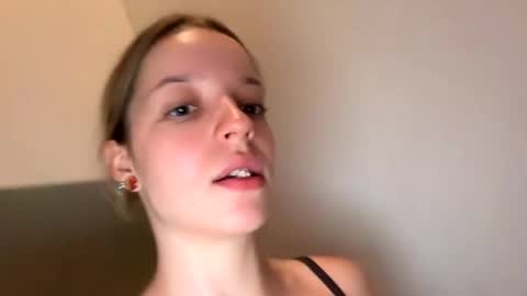 Snapshot of my_mia_ chatting on 05/09/26, 12:54 MIA I will be here Monday Wednesday Thursday Saturday online show from 05/09/26, 12:54