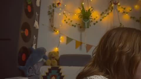 Snapshot of my_parisss chatting on 03/06/25, 01:58  PARIS   online show from 03/06/25, 01:58